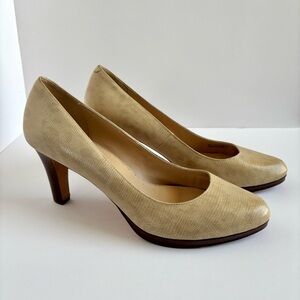 Cole Haan Neutral Leather Pumps Size 9B | Classic Heels